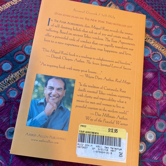 The Four Agreements Book - Picture 2 of 4